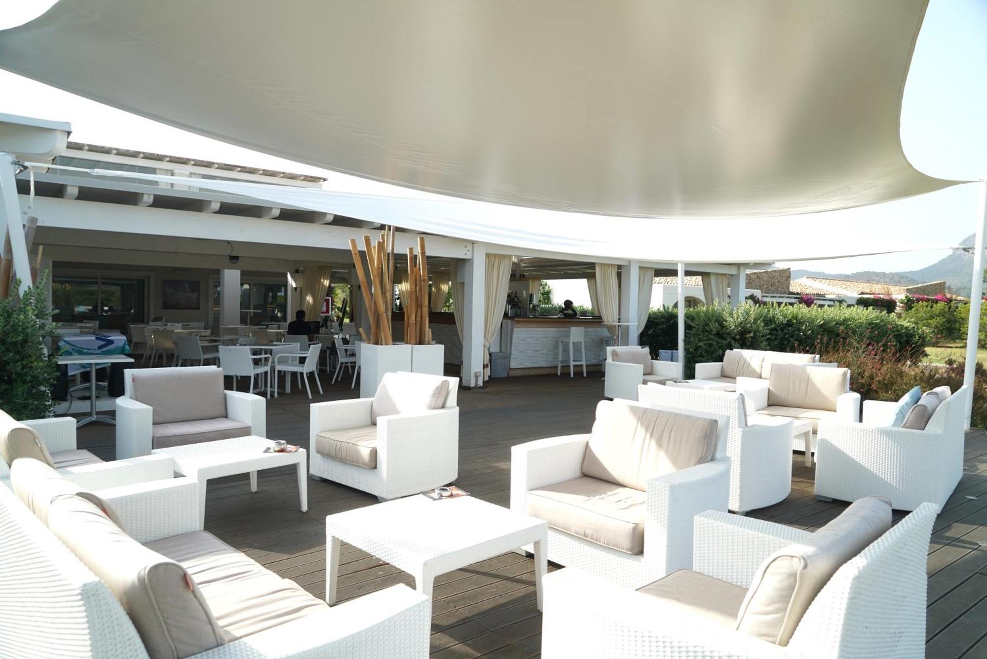 Suneva Wellness & Golf Resort Costa Rei Exterior photo