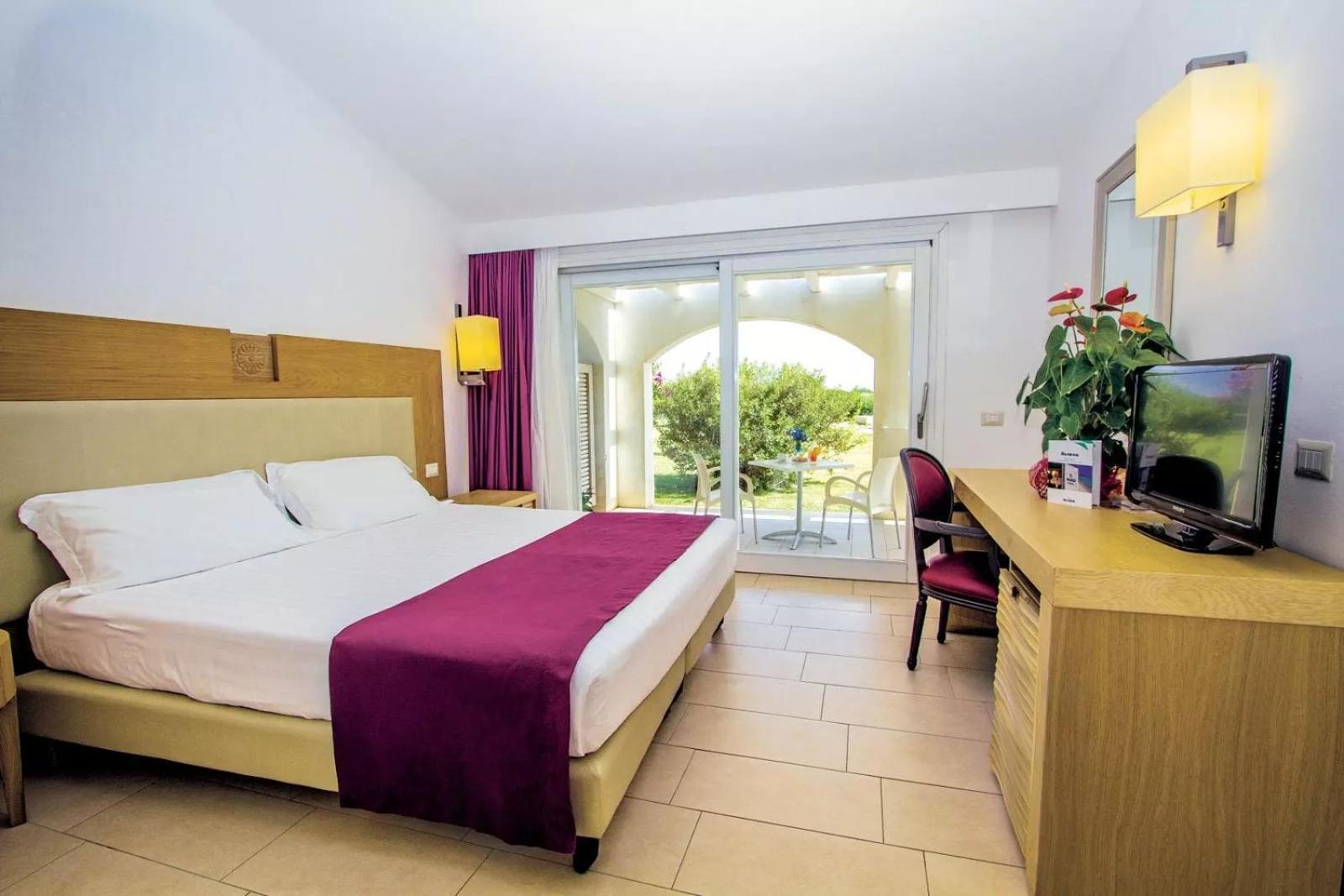 Suneva Wellness & Golf Resort Costa Rei Exterior photo