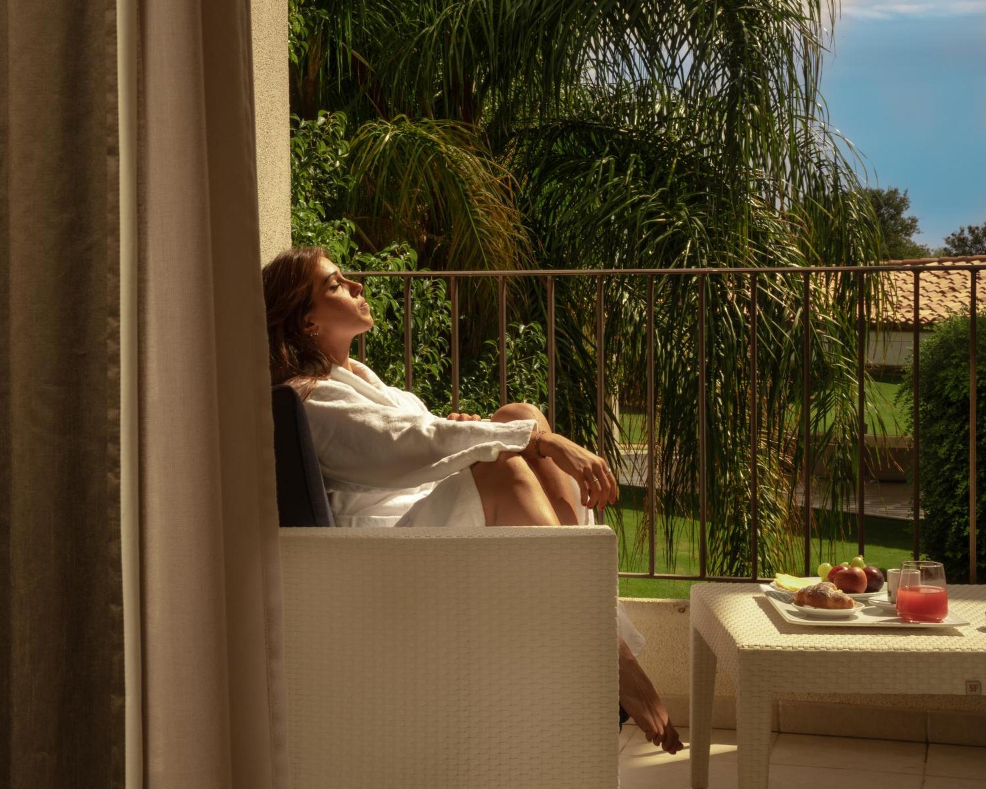 Suneva Wellness & Golf Resort Costa Rei Exterior photo