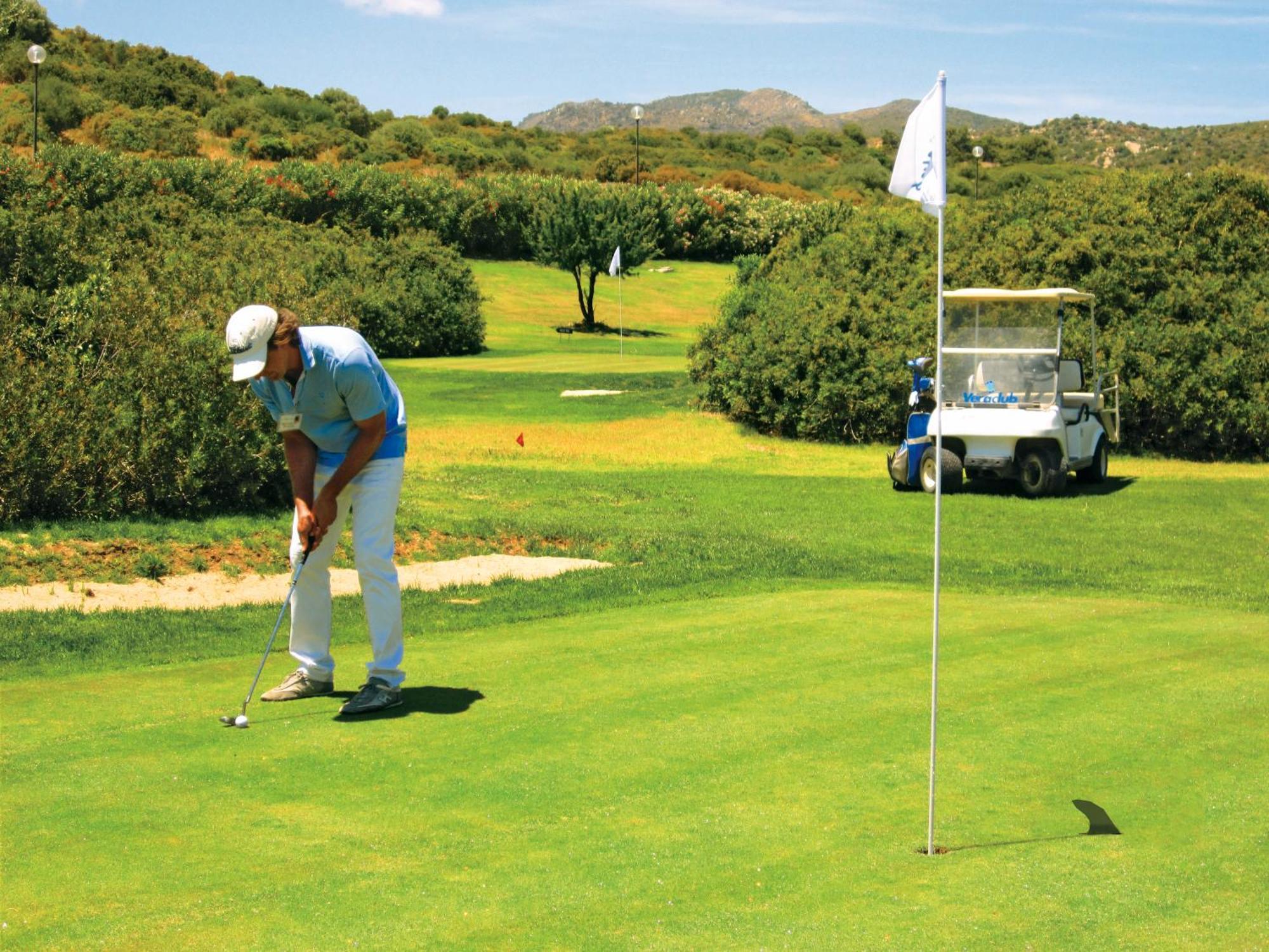 Suneva Wellness & Golf Resort Costa Rei Exterior photo